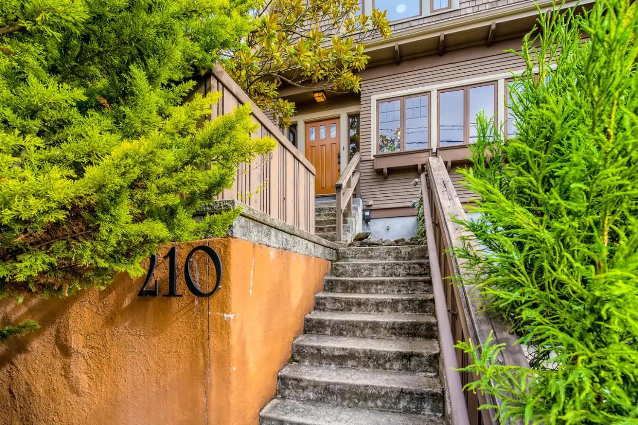 @ Marbella Lane - Charming Capitol Hill 4Br Villa Seattle Exterior photo